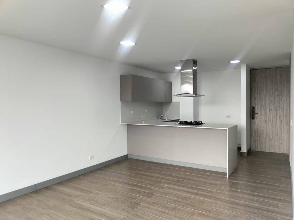 Apartamento en arriendo en Loma Benedictinos, Envigado · foto 6 de 17