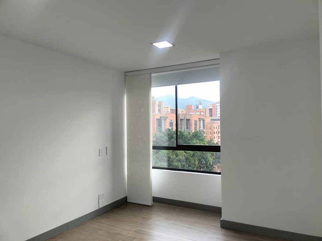Apartamento en arriendo en Loma Benedictinos, Envigado · foto 8 de 17