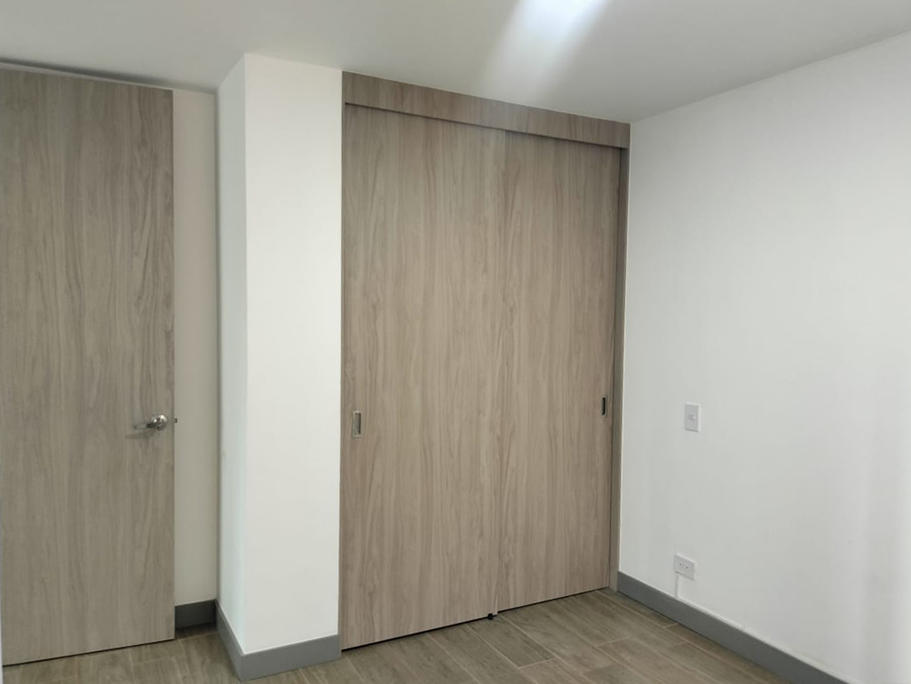 Apartamento en arriendo en Loma Benedictinos, Envigado · foto 11 de 17