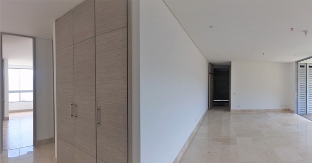Apartamento en arriendo en El Poblado, Medellín · foto 2 de 15