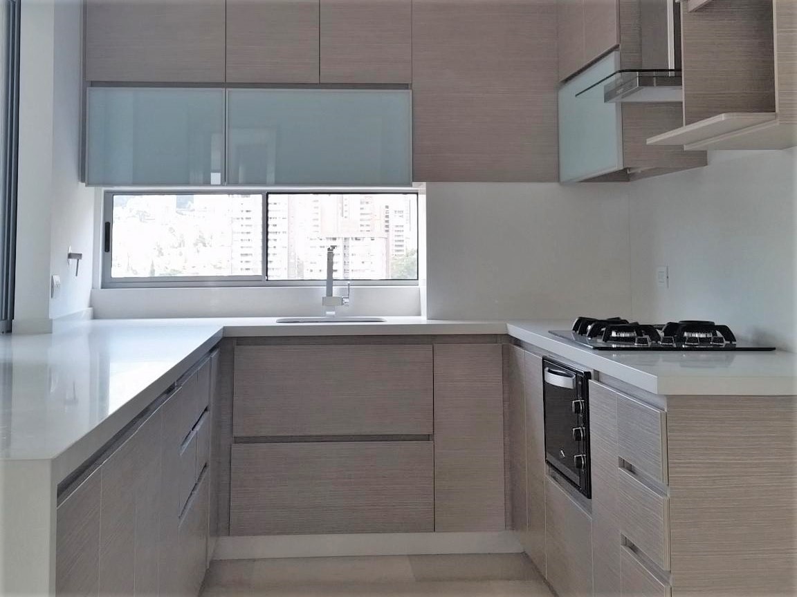 Apartamento en arriendo en El Poblado, Medellín · foto 4 de 15