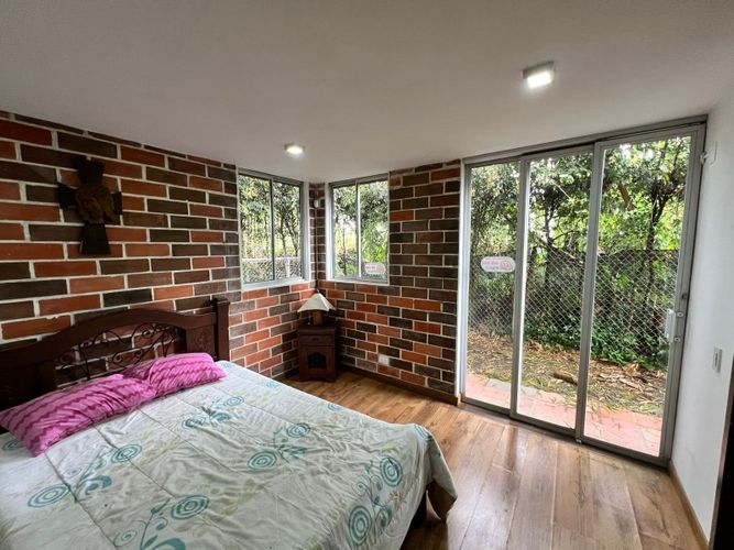 Casa de 2 alcobas en venta en El Tambo, La Ceja, 240 m² · foto 9 de 24