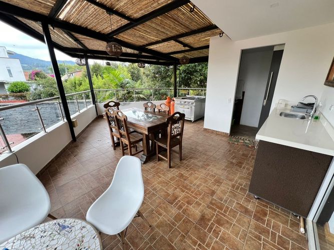 Casa de 2 alcobas en venta en El Tambo, La Ceja, 240 m² · foto 10 de 24