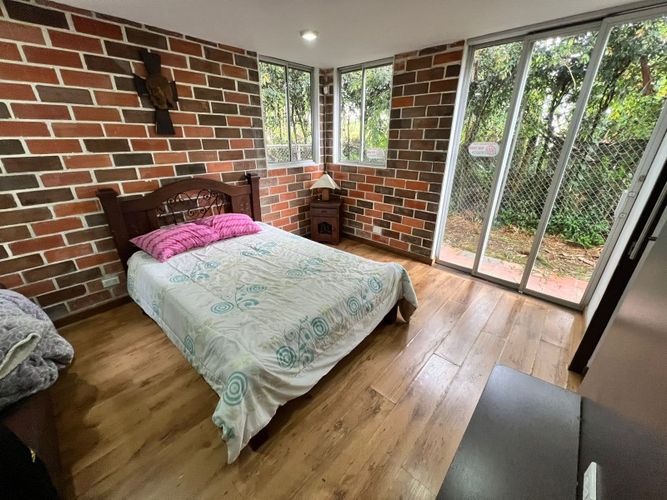 Casa de 2 alcobas en venta en El Tambo, La Ceja, 240 m² · foto 11 de 24