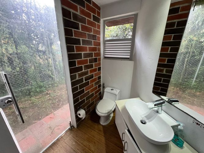Casa de 2 alcobas en venta en El Tambo, La Ceja, 240 m² · foto 12 de 24