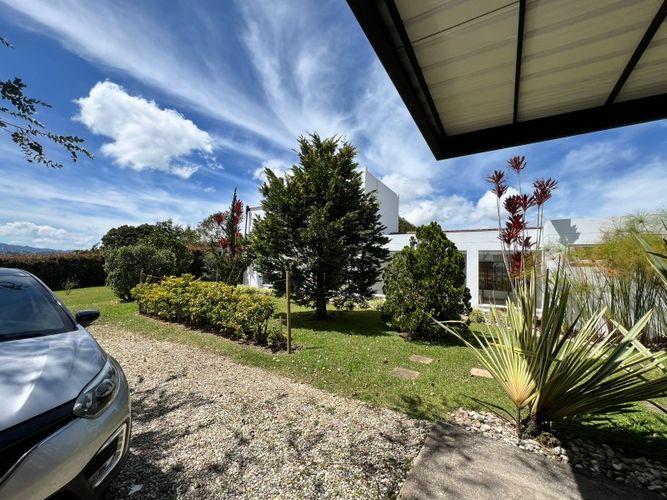 Casa de 3 alcobas en venta en La Ceja, 280 m² · foto 20 de 24