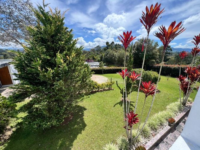 Casa de 3 alcobas en venta en La Ceja, 280 m² · foto 22 de 24