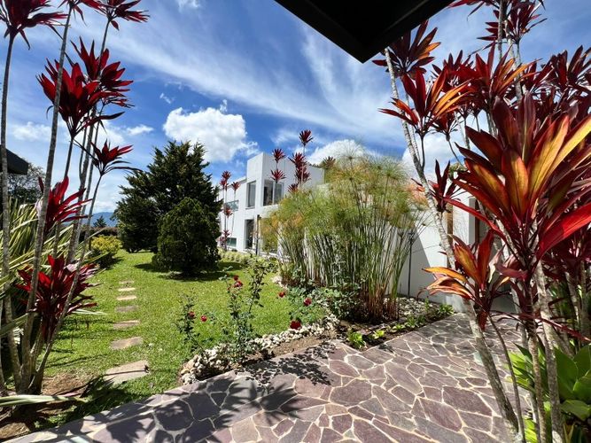 Casa de 3 alcobas en venta en La Ceja, 280 m² · foto 23 de 24