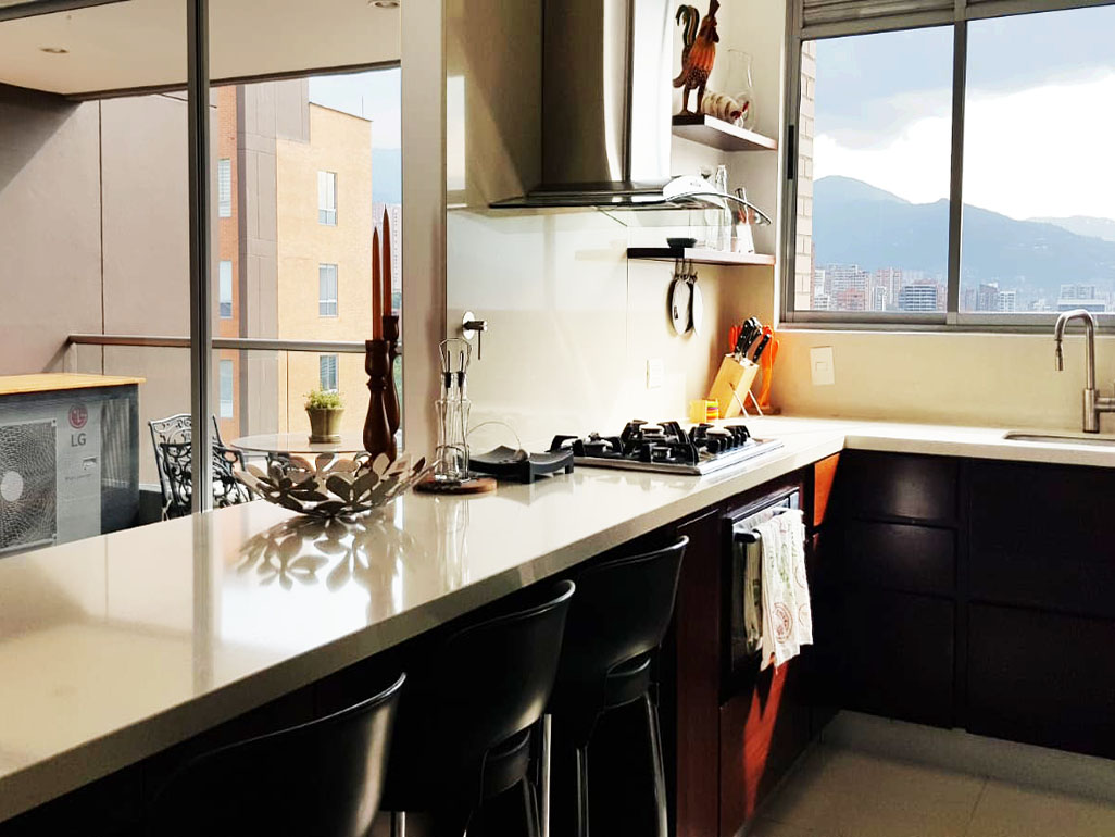 Apartamento en arriendo en El Poblado, Medellín · foto 5 de 15