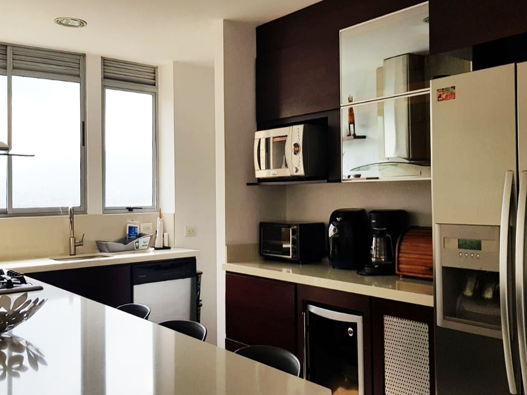 Apartamento en arriendo en El Poblado, Medellín · foto 7 de 15