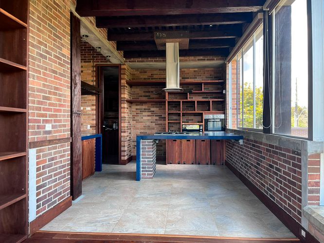 Casa de 4 alcobas en venta en Villas Del Vallejuelo 1, Envigado, 750 m² · foto 4 de 20