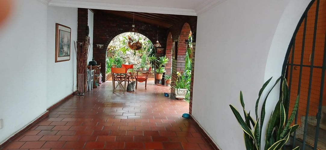 Casa de 4 alcobas en venta en Cañaveral, Floridablanca, 200 m² · foto 2 de 15