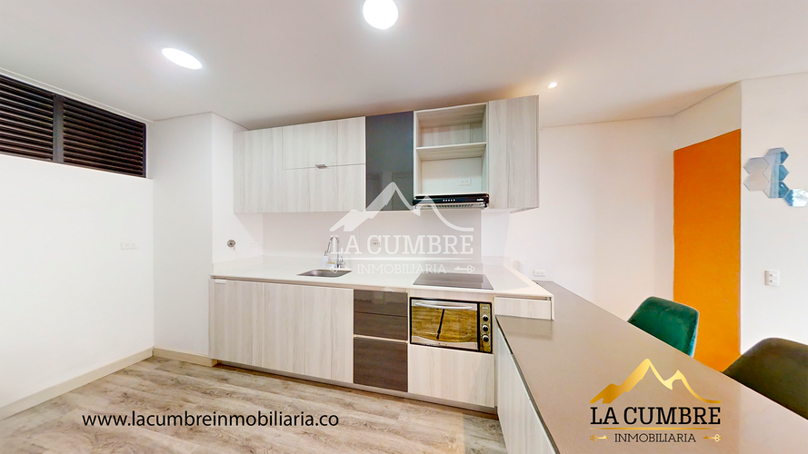 Apartaestudio en venta en Loma De Los Gonzalez, Medellín, 60 m² · foto 3 de 12