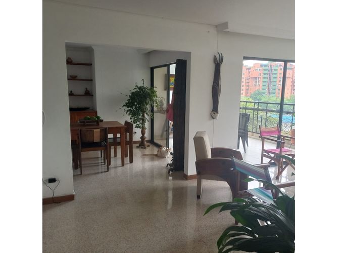 Apartamento de 3 alcobas en venta en Chipichape, Cali, 127 m² · foto 2 de 8