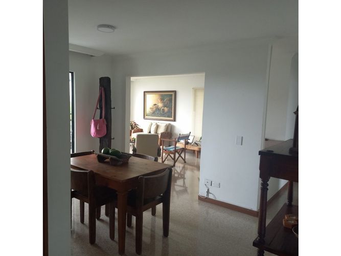 Apartamento de 3 alcobas en venta en Chipichape, Cali, 127 m² · foto 4 de 8