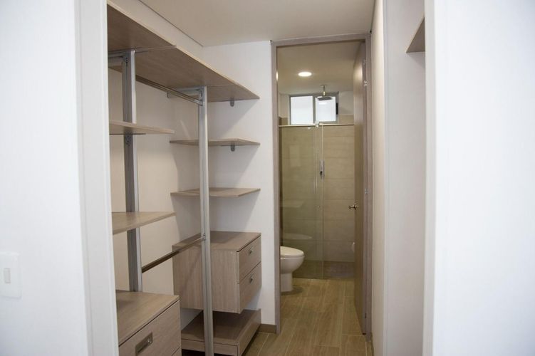 Apartamento de 3 alcobas en venta en Picaleña Y Mirolindo, Ibagué, 95 m² · foto 15 de 24