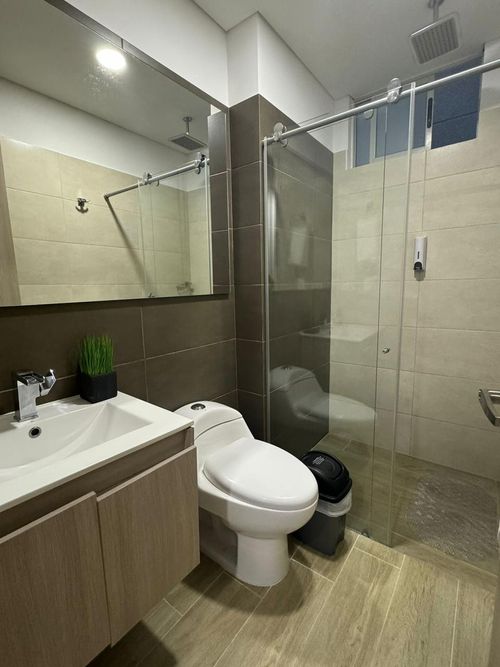 Apartamento de 3 alcobas en venta en Picaleña Y Mirolindo, Ibagué, 95 m² · foto 17 de 24