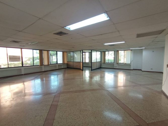Oficina en arriendo en Milla De Oro, Medellín, 125 m² · foto 6 de 12