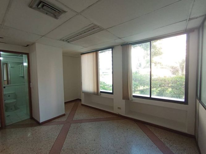 Oficina en arriendo en Milla De Oro, Medellín, 125 m² · foto 7 de 12
