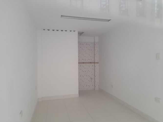 Local en arriendo en Garcia Rovira, Bucaramanga, 18 m² · foto 4 de 4