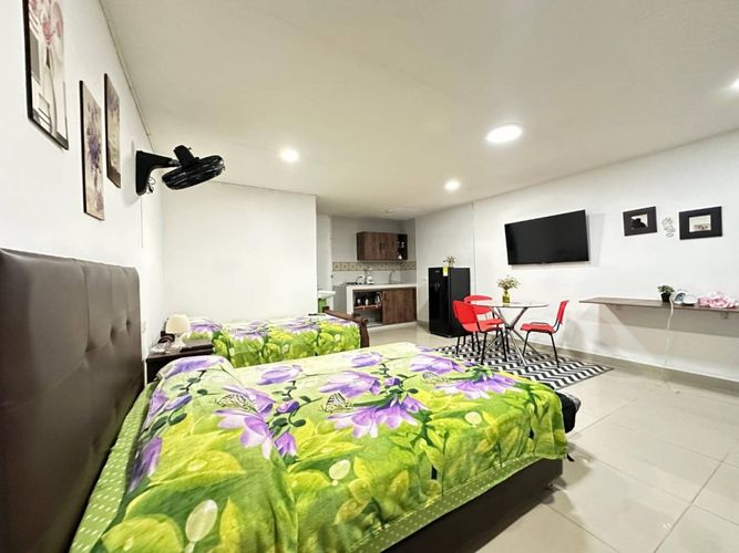 Edificio en venta en El Estadio, Neiva, 290 m² · foto 6 de 9