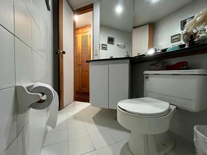 Apartamento de 2 alcobas en venta en El Poblado, Medellín, 100 m² · foto 13 de 14