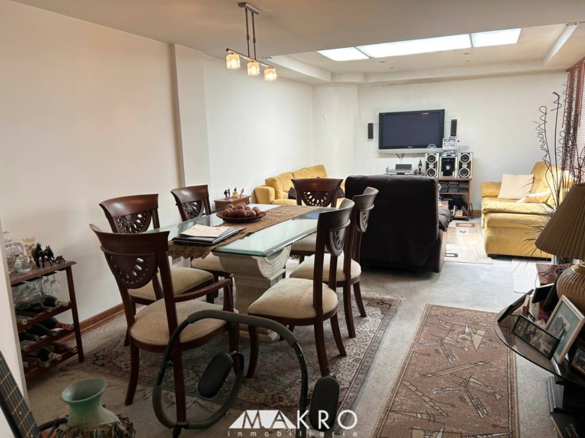 Apartamento en venta en Santa Barbara Central, Bogotá · foto 3 de 20