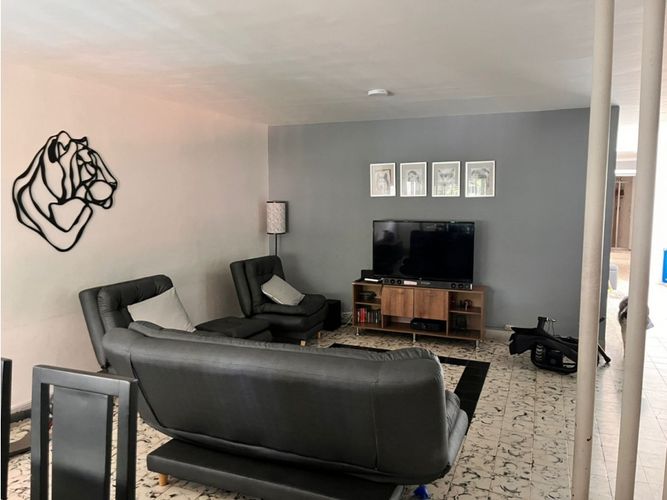 Casa de 6 alcobas en venta en Laureles, Medellín, 237 m² · foto 6 de 14