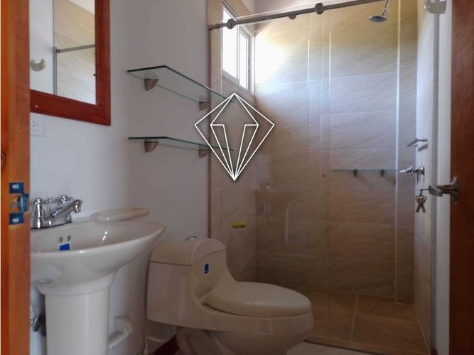 Casa de 4 alcobas en venta en El Carmen De Viboral, El Carmen de Viboral, 410 m² · foto 13 de 24