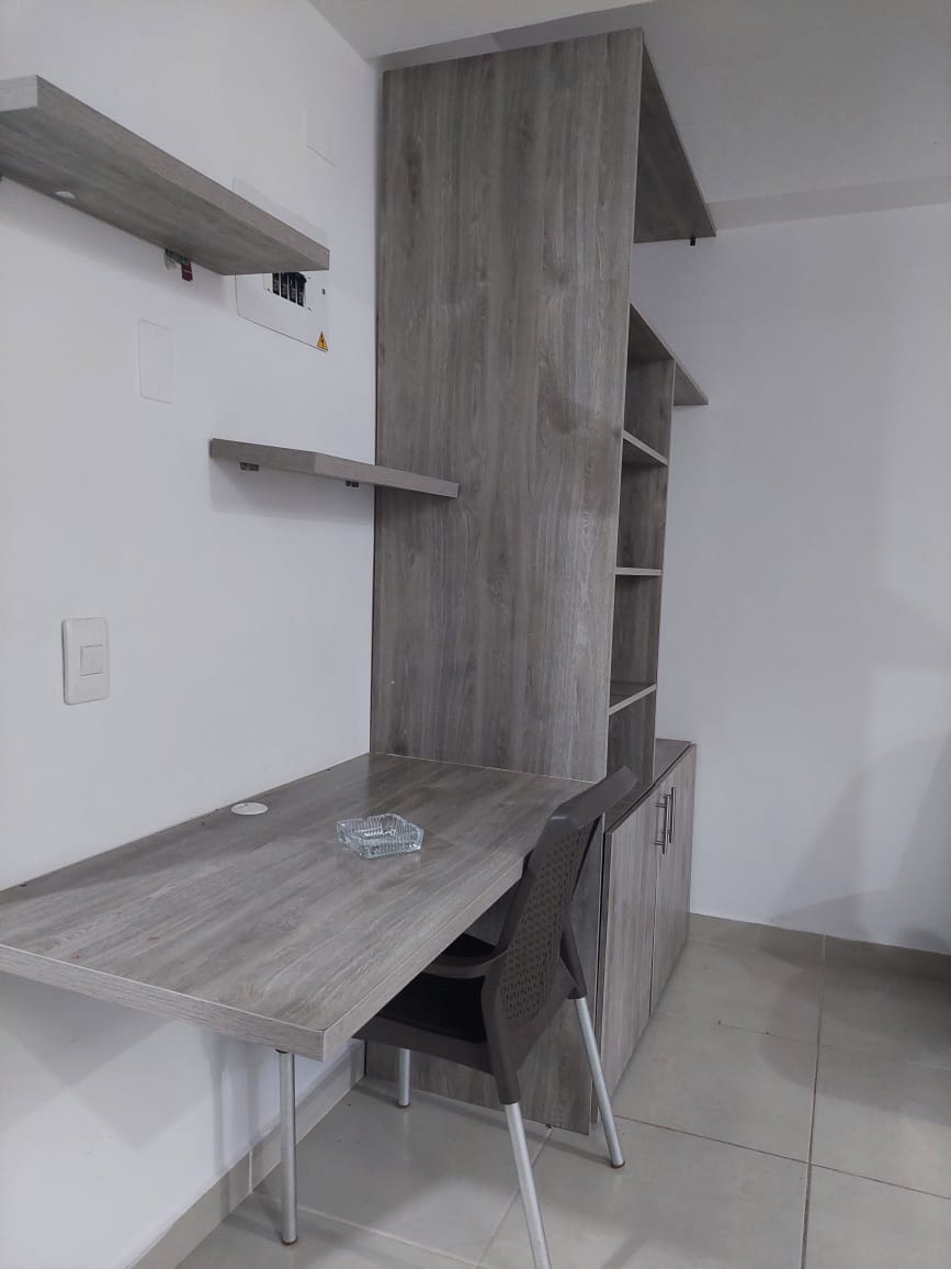 Apartamento en venta en La Candelaria, Medellín · foto 2 de 18