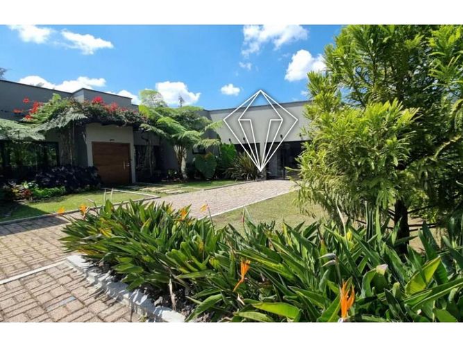 Finca en venta en Guamito, La Ceja, 330 m² · foto 2 de 10