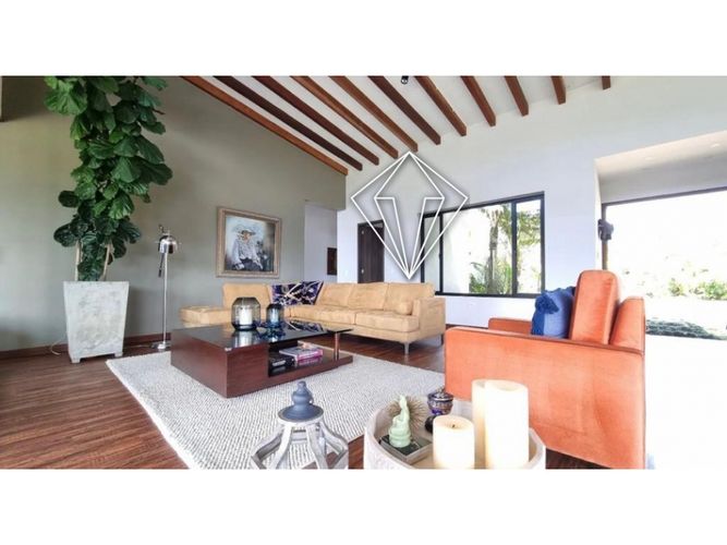 Finca en venta en Guamito, La Ceja, 330 m² · foto 8 de 10