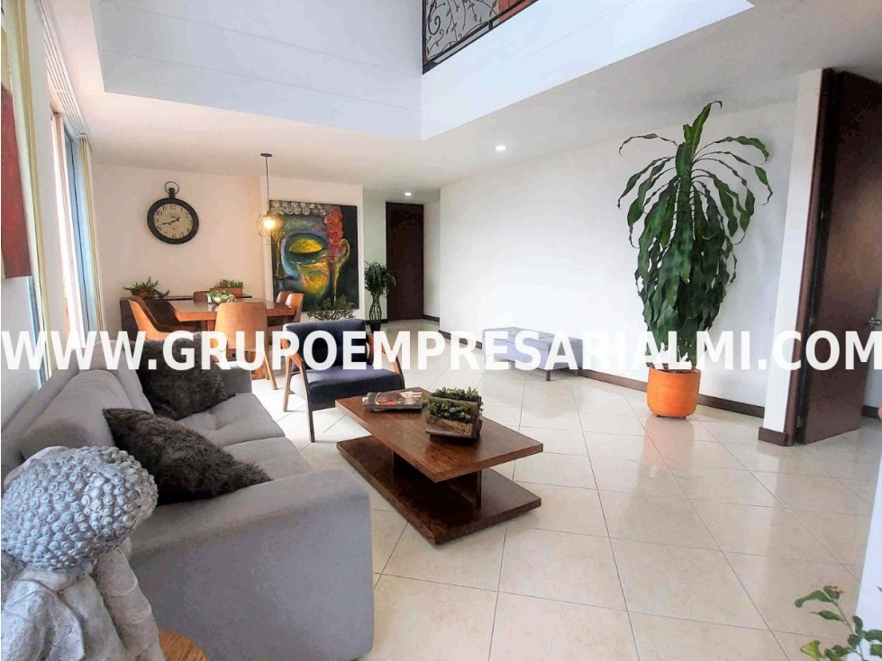 Apartamento en venta en El Poblado, Medellín 3