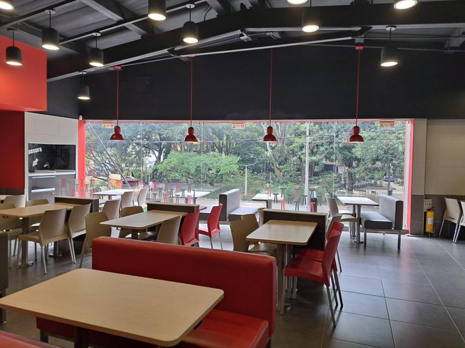 Local en venta en Laureles, Medellín, 450 m² · foto 8 de 9
