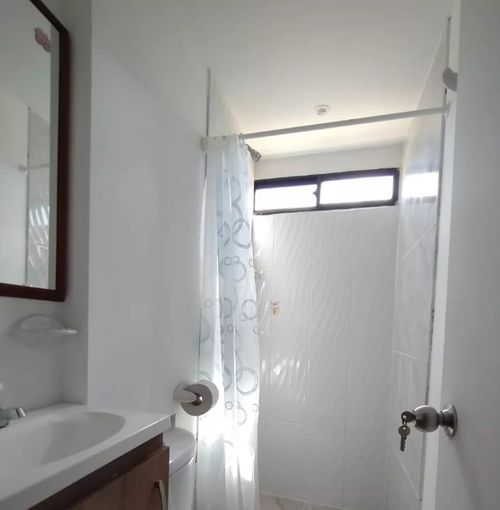 Finca en venta en Alto De La Virgen, Guarne, 80 m² · foto 2 de 12