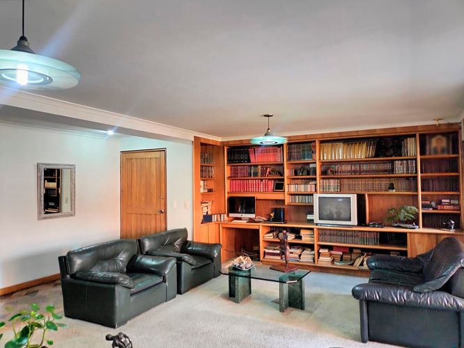 Apartamento de 3 alcobas en venta en El Poblado, Medellín, 196 m² · foto 4 de 20