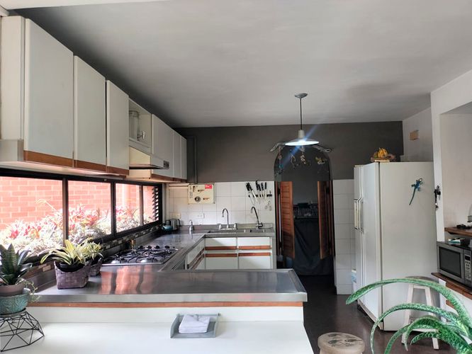 Apartamento de 3 alcobas en venta en El Poblado, Medellín, 196 m² · foto 8 de 20