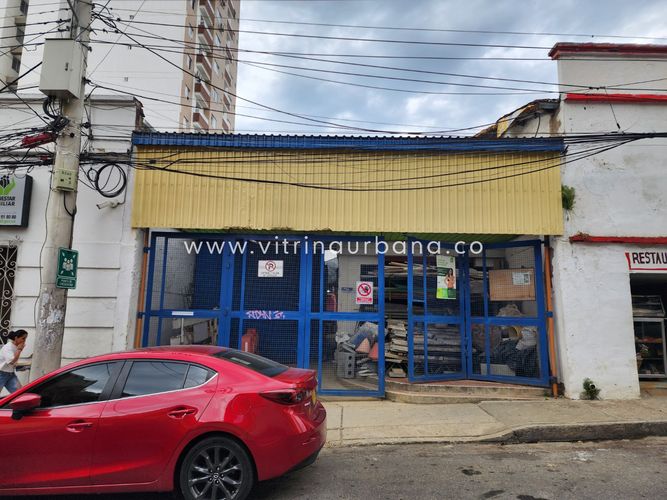 Bodega en venta en Mejoras Publicas, Bucaramanga, 298 m² · foto 4 de 18