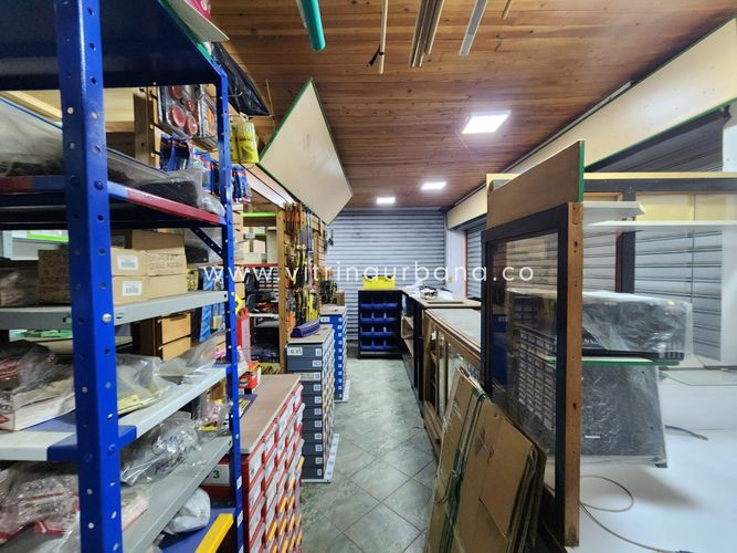 Bodega en venta en Mejoras Publicas, Bucaramanga, 298 m² · foto 13 de 18