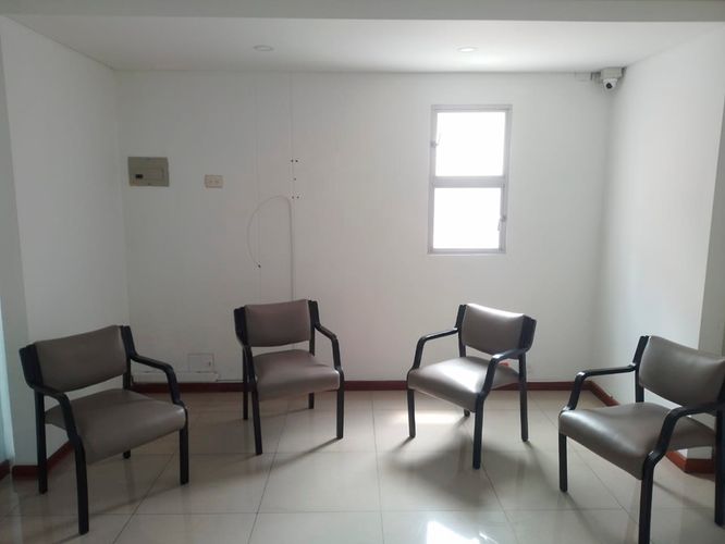 Oficina en arriendo en Laureles, Medellín, 124 m² · foto 3 de 12