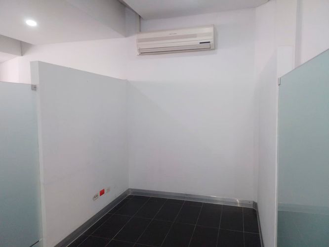Oficina en arriendo en Laureles, Medellín, 124 m² · foto 6 de 12