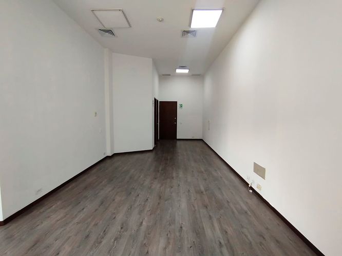 Oficina en arriendo en El Poblado, Medellín, 48 m² · foto 7 de 17