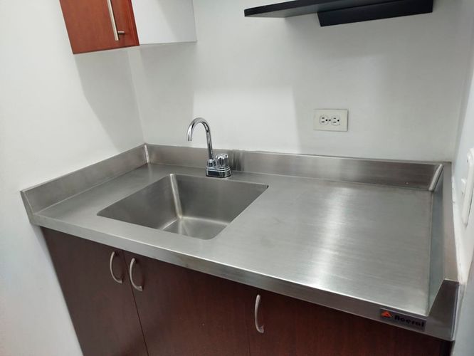 Oficina en arriendo en El Poblado, Medellín, 48 m² · foto 16 de 17