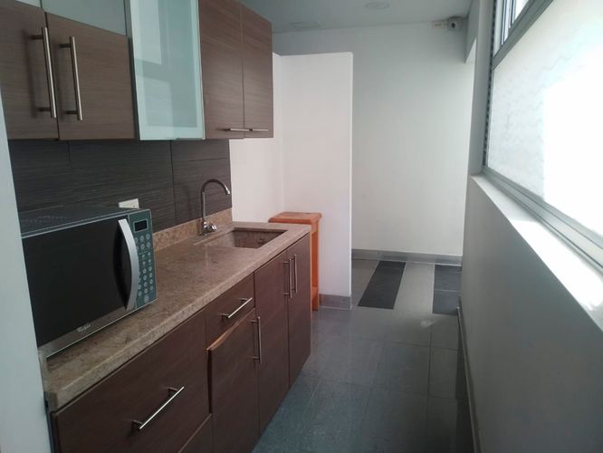 Oficina en arriendo en Laureles, Medellín, 54 m² · foto 6 de 7