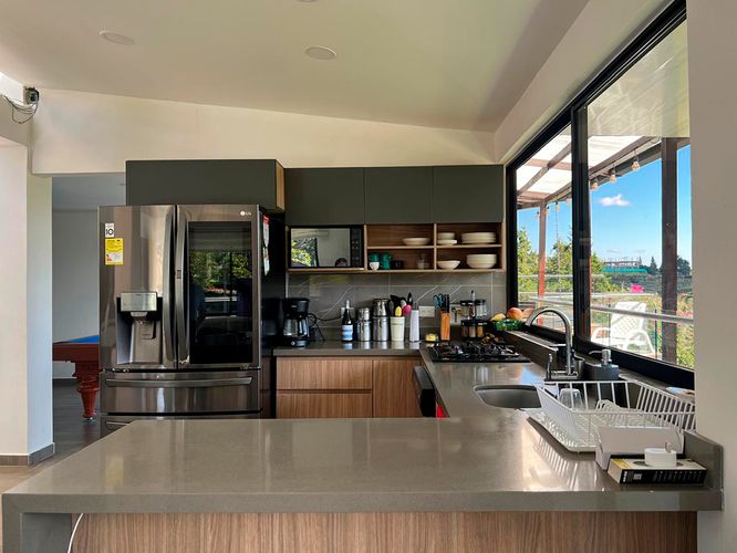 Casa de 5 alcobas en venta en Guarne, 260 m² · foto 4 de 18