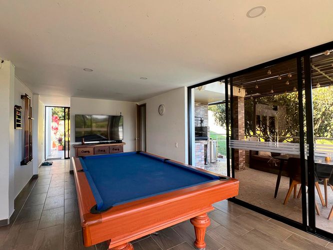 Casa de 5 alcobas en venta en Guarne, 260 m² · foto 12 de 18