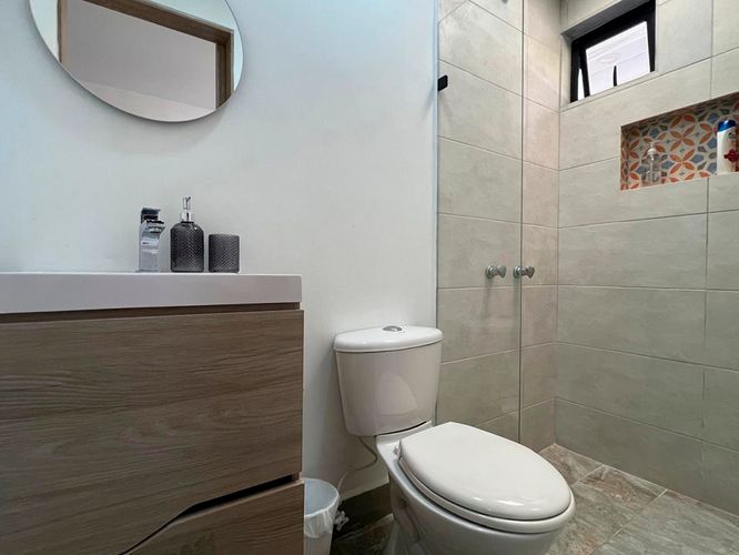 Casa de 5 alcobas en venta en Guarne, 260 m² · foto 14 de 18