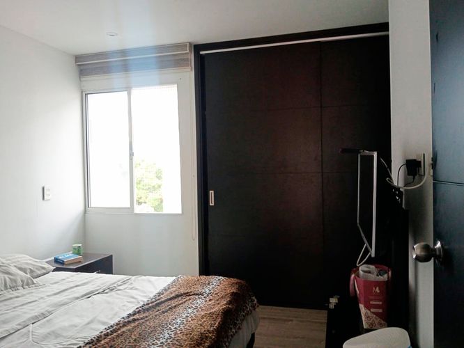 Apartamento de 3 alcobas en venta en Laureles, Medellín, 100 m² · foto 15 de 17