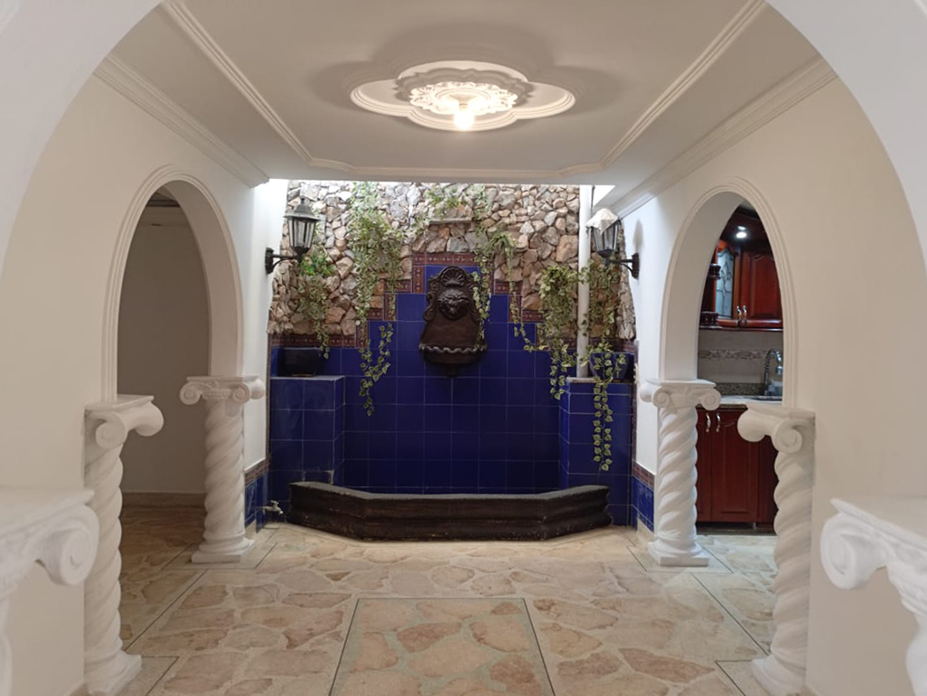 Casa en Arriendo en Belén, Medellín en Urbanizacion Quintas Del Sol De La Mota