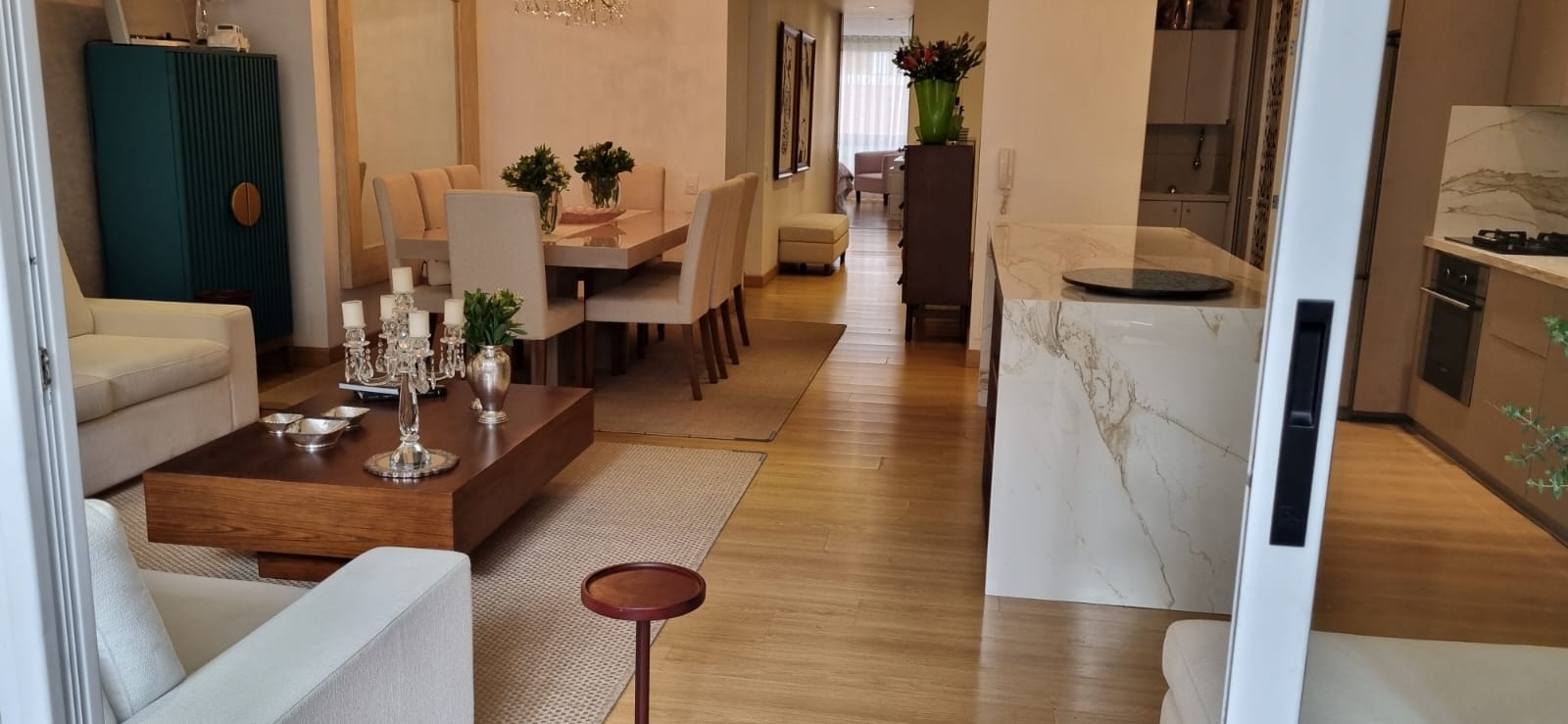 Apartamento en venta en Chico Norte, Bogotá · foto 2 de 23